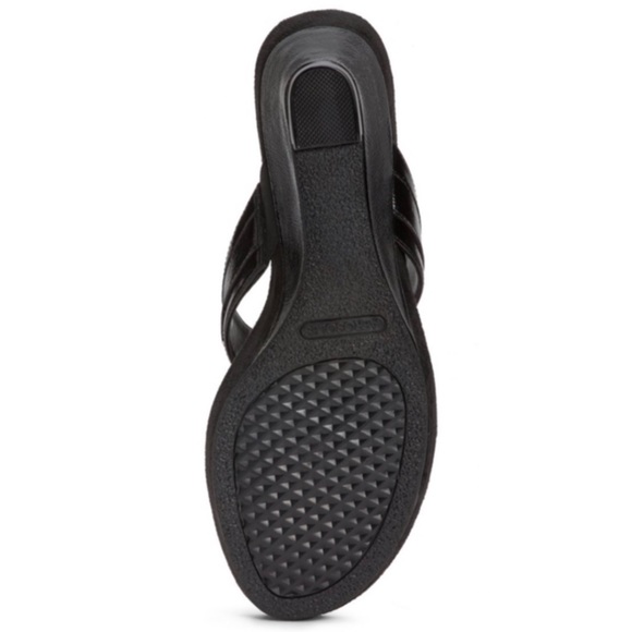 Aerosoles Black Flashlight Mules - Picture 4 of 5